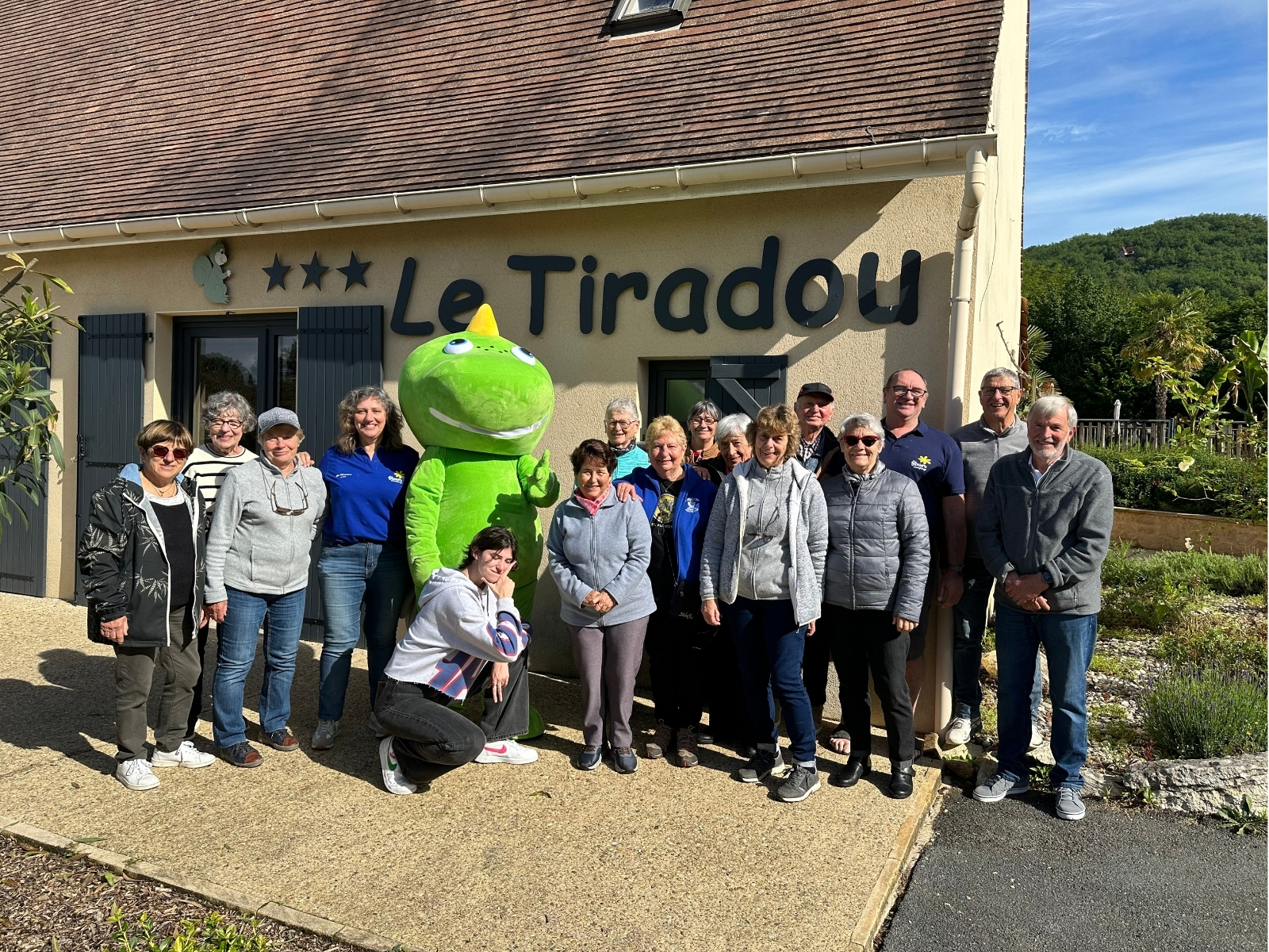 acceuil-groupes-camping-dordogne accueil de groupes cousinade, bikers, Enedis ou autre séminaire d'entreprises